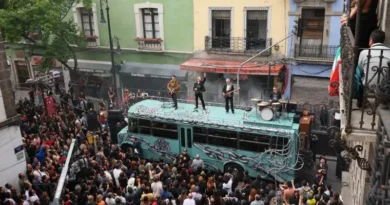 U2 วงร็อกระดับตำนานกลับมาในรอบ 9 ปี! ปล่อยซิงเกิลใหม่สุดเท่ “Street Of Dreams” รอเซอร์ไพรส์อัลบั้มใหม่ในปี 2026 นี้