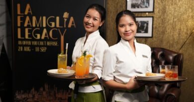 เซ็นจูรี่ เธียเตอร์ สุขุมวิท ร่วมกับ โรงแรมอวานี สุขุมวิท กรุงเทพฯ จัดกิจกรรม “La Famiglia Legacy: Table & Screen” ชวนสัมผัสประสบการณ์ Cinema Dining รูปแบบใหม่