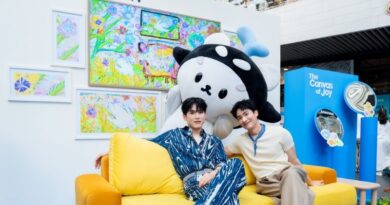“เต-นิว-โพก้าซัง” แท็กทีม “มาร์ค-จัมโม่” แจกโมเมนต์ใจฟูแบบอินติดเฟรม พร้อม “ลิปตา” ร่วมเติมสีสัน ชวนแฟน ๆ เปิดมุมมองใหม่ของทีวี ในงาน Samsung The Frame – The Canvas of Joy